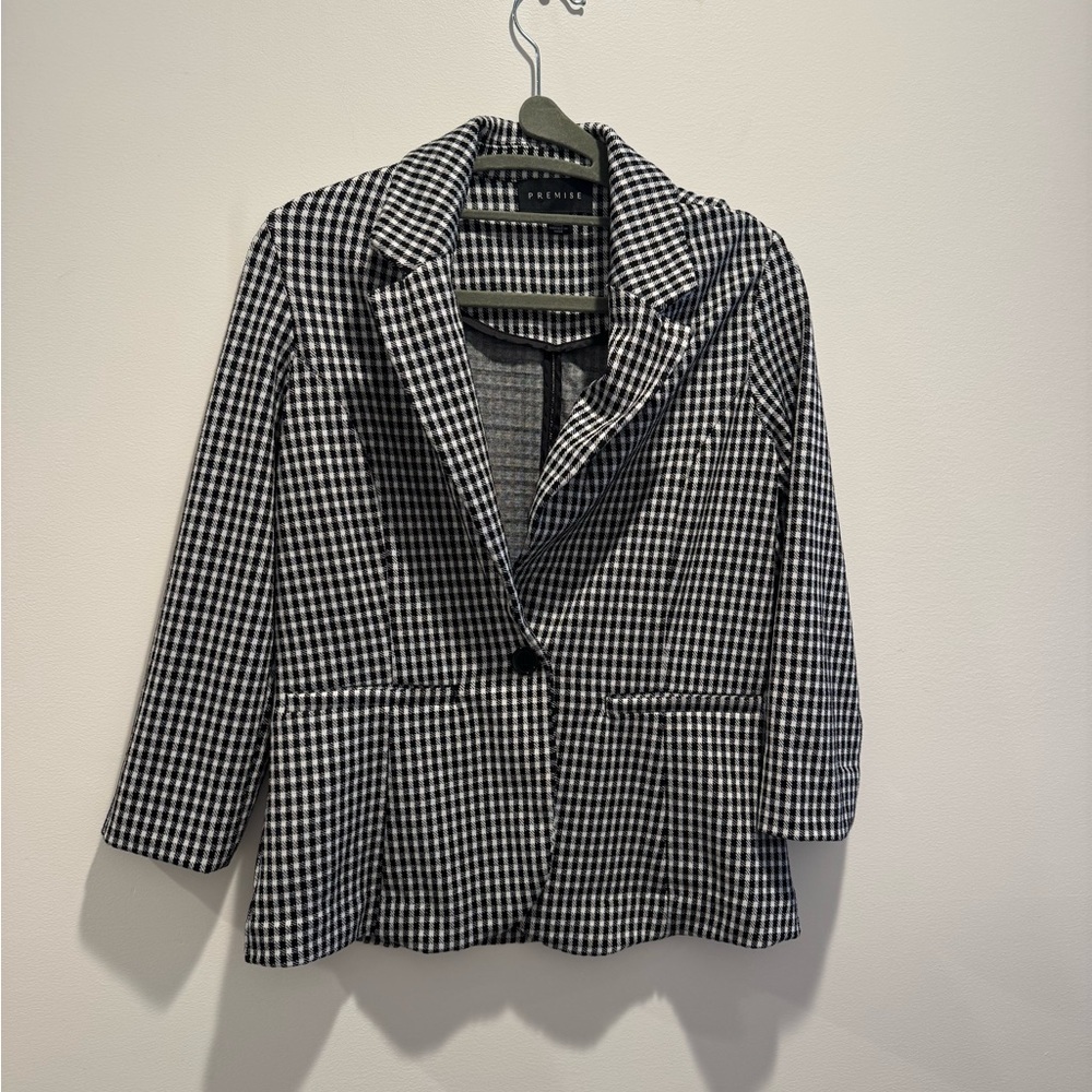 Premise brand buffalo plaid blazer XS